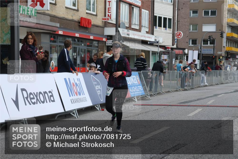 15.09.2024 - PSD Bank Halbmarathon Michael Strokosch http://msf.ph/oto/7081725 15.09.2024 12:27:07 Ziel 2113, 2812, 3249 meine-sportfotos.de