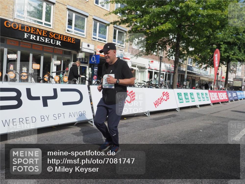 15.09.2024 - PSD Bank Halbmarathon Miley Keyser http://msf.ph/oto/7081747 15.09.2024 13:04:38 Ziel 1898 meine-sportfotos.de