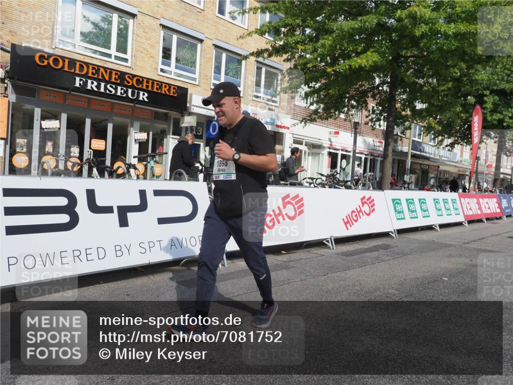 15.09.2024 - PSD Bank Halbmarathon Miley Keyser http://msf.ph/oto/7081752 15.09.2024 13:04:38 Ziel 1898 meine-sportfotos.de
