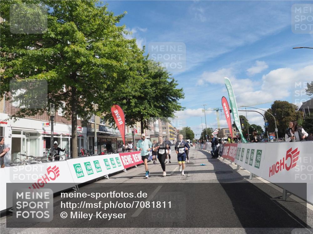 15.09.2024 - PSD Bank Halbmarathon Miley Keyser http://msf.ph/oto/7081811 15.09.2024 13:05:28 Ziel 3457 meine-sportfotos.de