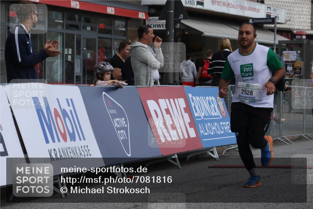 15.09.2024 - PSD Bank Halbmarathon Michael Strokosch http://msf.ph/oto/7081816 15.09.2024 12:27:21 Ziel 2528, 3288 meine-sportfotos.de