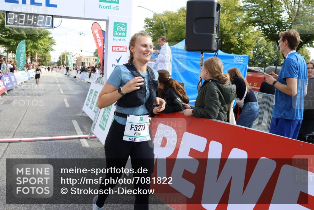 15.09.2024 - PSD Bank Halbmarathon Strokosch-Dieckow http://msf.ph/oto/7081822 15.09.2024 12:35:11 Ziel 2438, 3151, 3251, 3273, 3485 meine-sportfotos.de