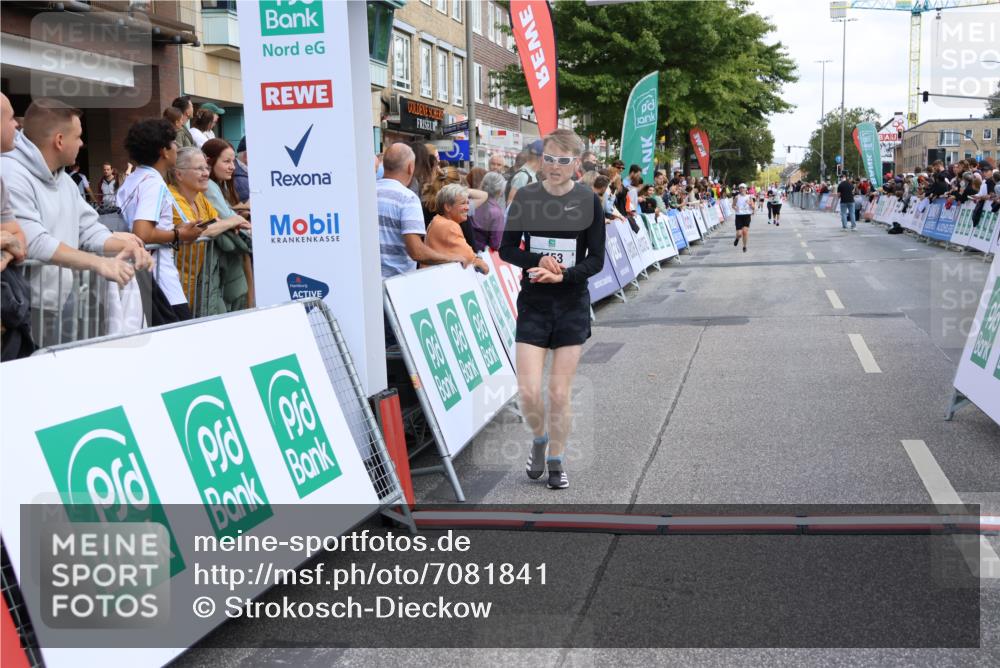 15.09.2024 - PSD Bank Halbmarathon Strokosch-Dieckow http://msf.ph/oto/7081841 15.09.2024 12:26:01 Ziel 1153, 1841, 2250, 2386, 3283 meine-sportfotos.de