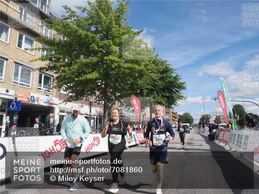 15.09.2024 - PSD Bank Halbmarathon Miley Keyser http://msf.ph/oto/7081860 15.09.2024 13:05:31 Ziel 2246, 3457 meine-sportfotos.de