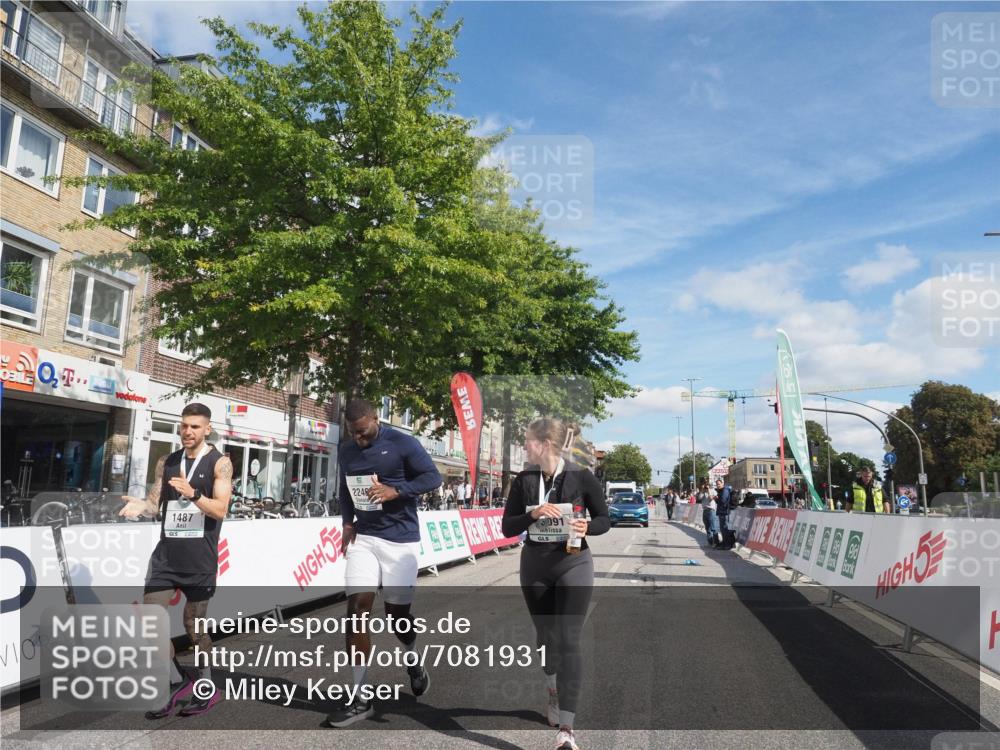15.09.2024 - PSD Bank Halbmarathon Miley Keyser http://msf.ph/oto/7081931 15.09.2024 13:05:34 Ziel 2246, 3457 meine-sportfotos.de