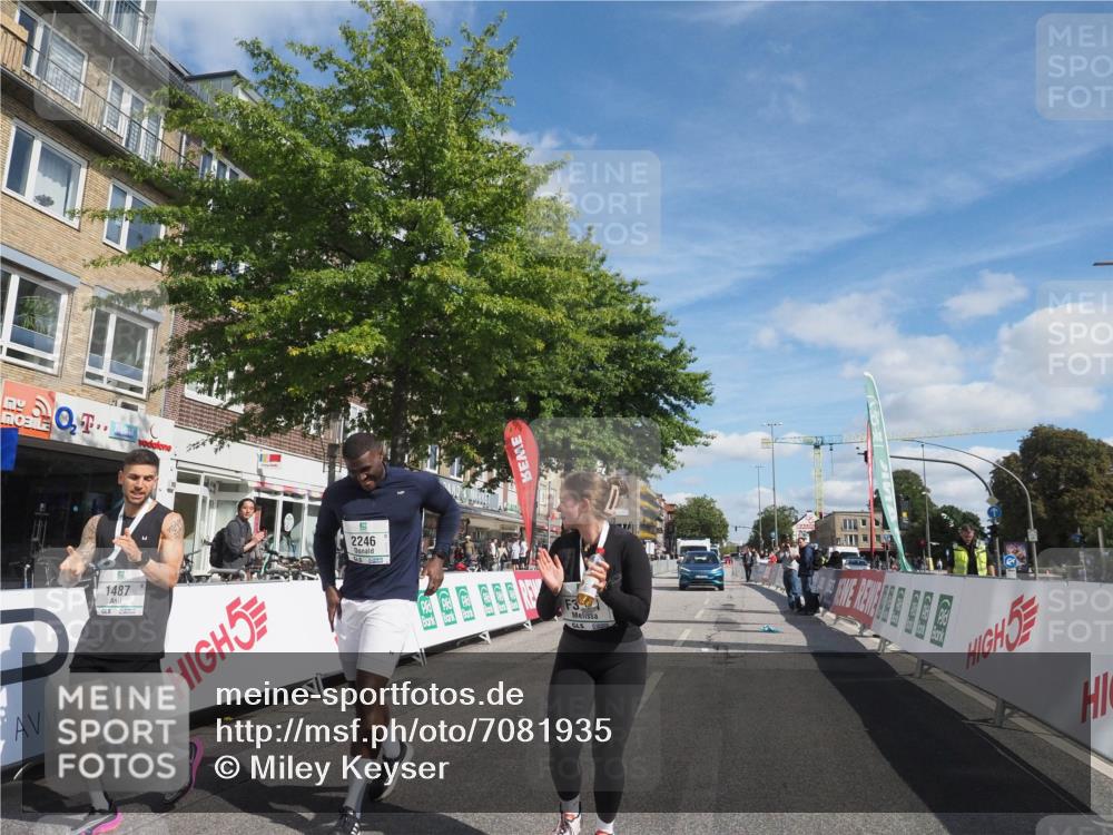 15.09.2024 - PSD Bank Halbmarathon Miley Keyser http://msf.ph/oto/7081935 15.09.2024 13:05:34 Ziel 2246, 3457 meine-sportfotos.de