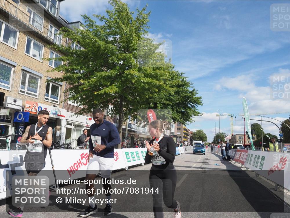15.09.2024 - PSD Bank Halbmarathon Miley Keyser http://msf.ph/oto/7081944 15.09.2024 13:05:35 Ziel 2246, 3457 meine-sportfotos.de