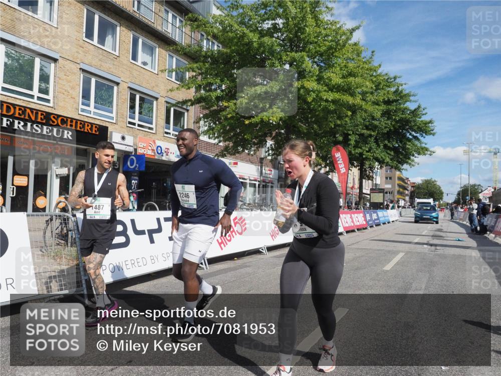 15.09.2024 - PSD Bank Halbmarathon Miley Keyser http://msf.ph/oto/7081953 15.09.2024 13:05:35 Ziel 2246, 3457 meine-sportfotos.de