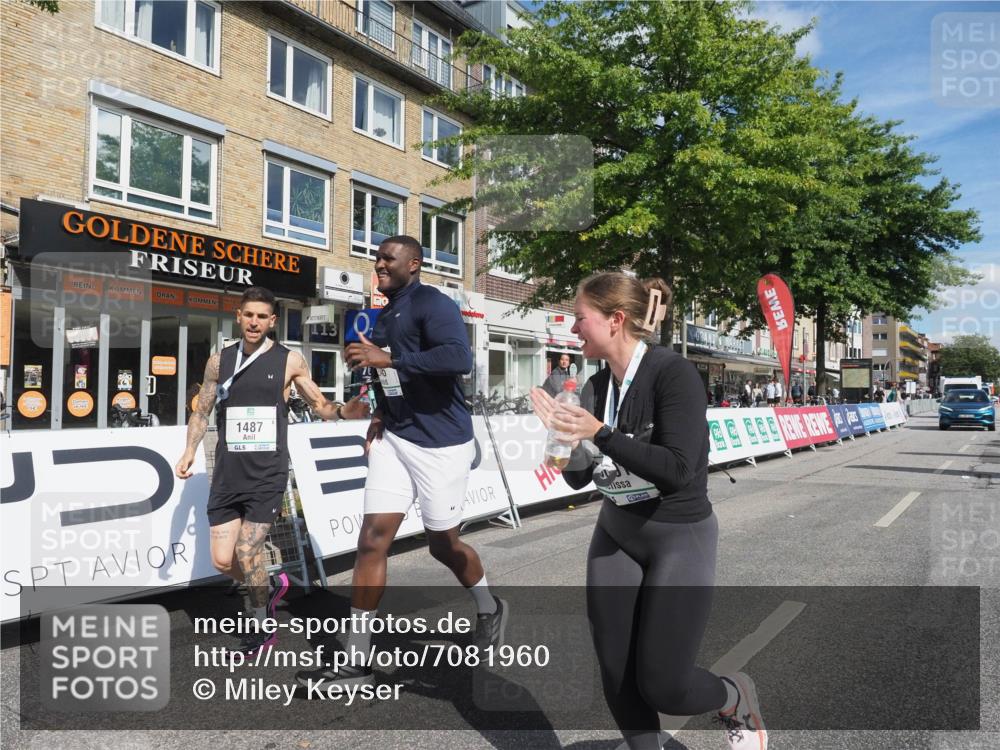 15.09.2024 - PSD Bank Halbmarathon Miley Keyser http://msf.ph/oto/7081960 15.09.2024 13:05:36 Ziel 2246, 3457 meine-sportfotos.de