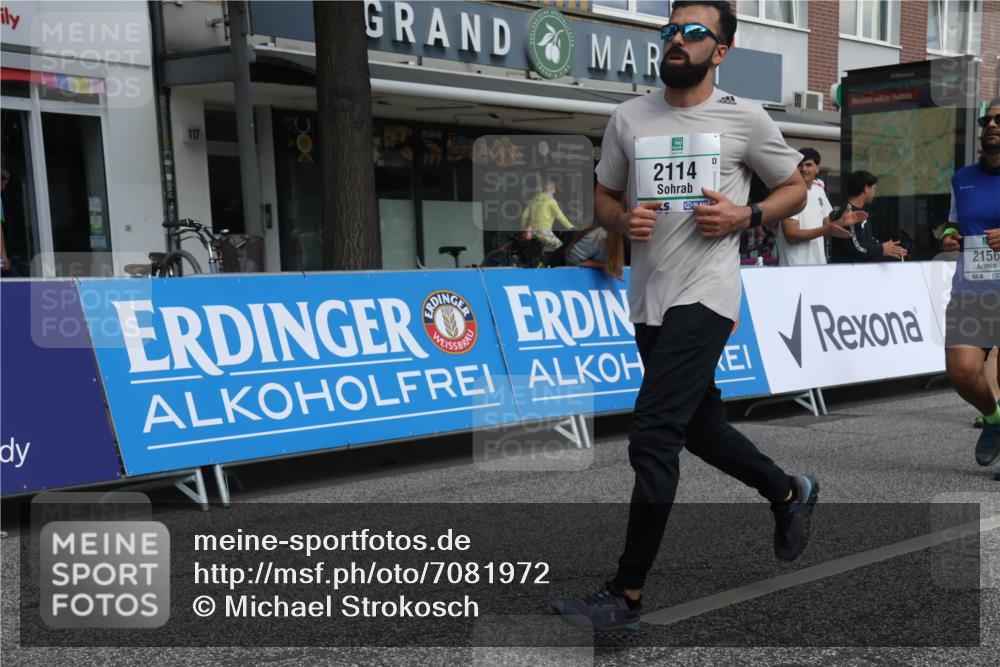 15.09.2024 - PSD Bank Halbmarathon Michael Strokosch http://msf.ph/oto/7081972 15.09.2024 12:27:34 Ziel 2114, 2156, 2309, 2360, 2528, 3288, 3424 meine-sportfotos.de