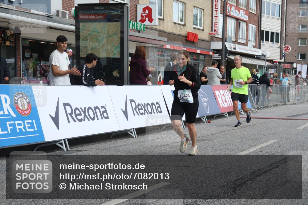 15.09.2024 - PSD Bank Halbmarathon Michael Strokosch http://msf.ph/oto/7082013 15.09.2024 12:27:38 Ziel 2114, 2156, 2309, 2360, 3424 meine-sportfotos.de