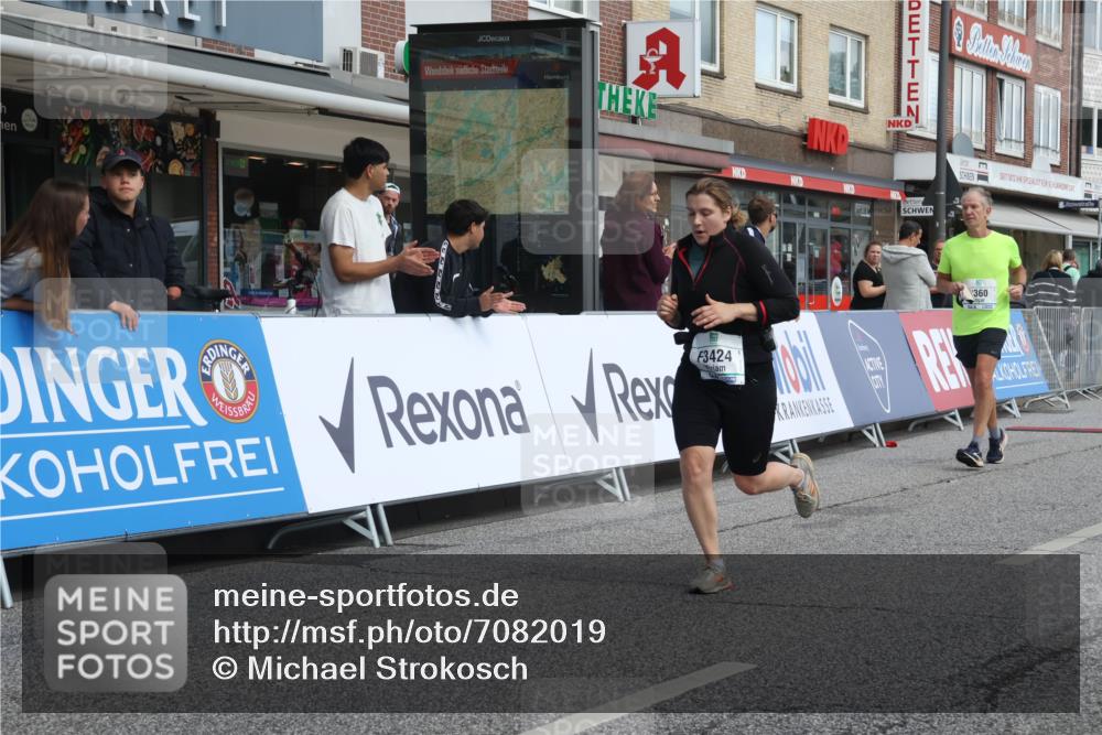 15.09.2024 - PSD Bank Halbmarathon Michael Strokosch http://msf.ph/oto/7082019 15.09.2024 12:27:38 Ziel 2114, 2156, 2309, 2360, 3424 meine-sportfotos.de
