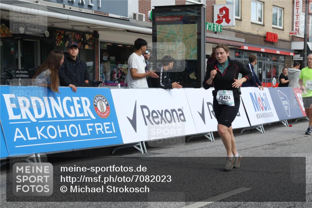 15.09.2024 - PSD Bank Halbmarathon Michael Strokosch http://msf.ph/oto/7082023 15.09.2024 12:27:38 Ziel 2114, 2156, 2309, 2360, 3424 meine-sportfotos.de