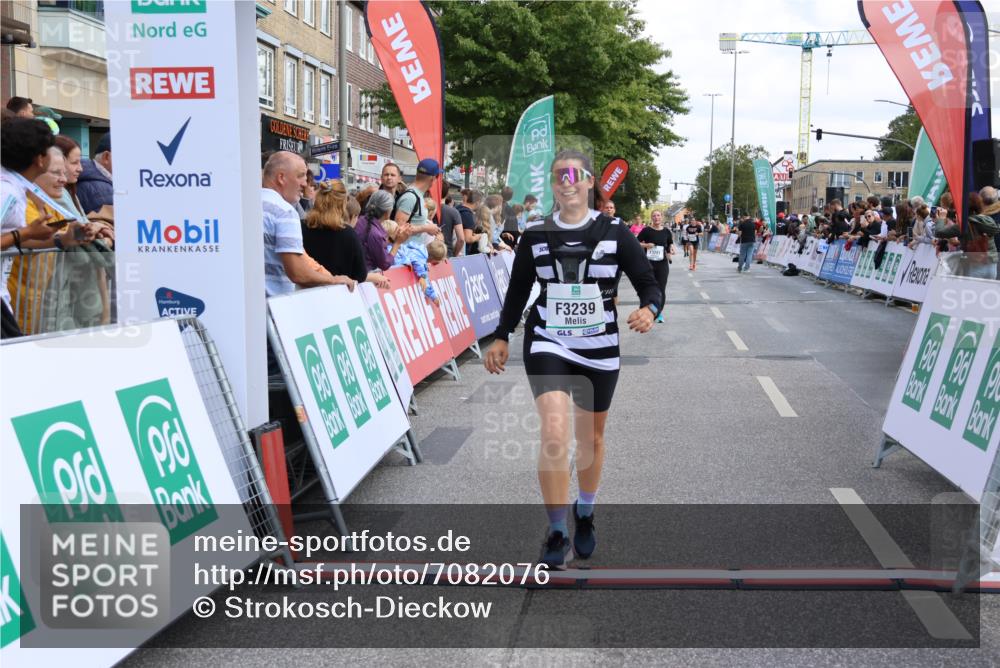 15.09.2024 - PSD Bank Halbmarathon Strokosch-Dieckow http://msf.ph/oto/7082076 15.09.2024 12:26:15 Ziel 3226, 3239, 3281, 3286 meine-sportfotos.de