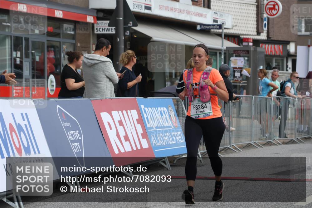 15.09.2024 - PSD Bank Halbmarathon Michael Strokosch http://msf.ph/oto/7082093 15.09.2024 12:27:47 Ziel 1858, 2360, 2420, 3284, 3424 meine-sportfotos.de