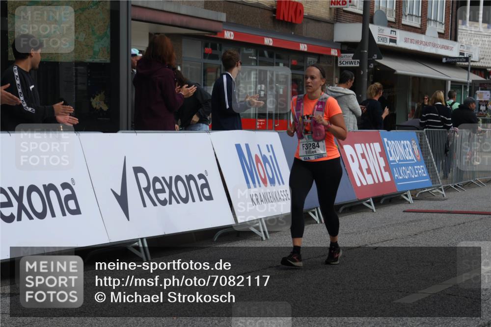 15.09.2024 - PSD Bank Halbmarathon Michael Strokosch http://msf.ph/oto/7082117 15.09.2024 12:27:48 Ziel 1858, 2360, 2420, 3284, 3424 meine-sportfotos.de