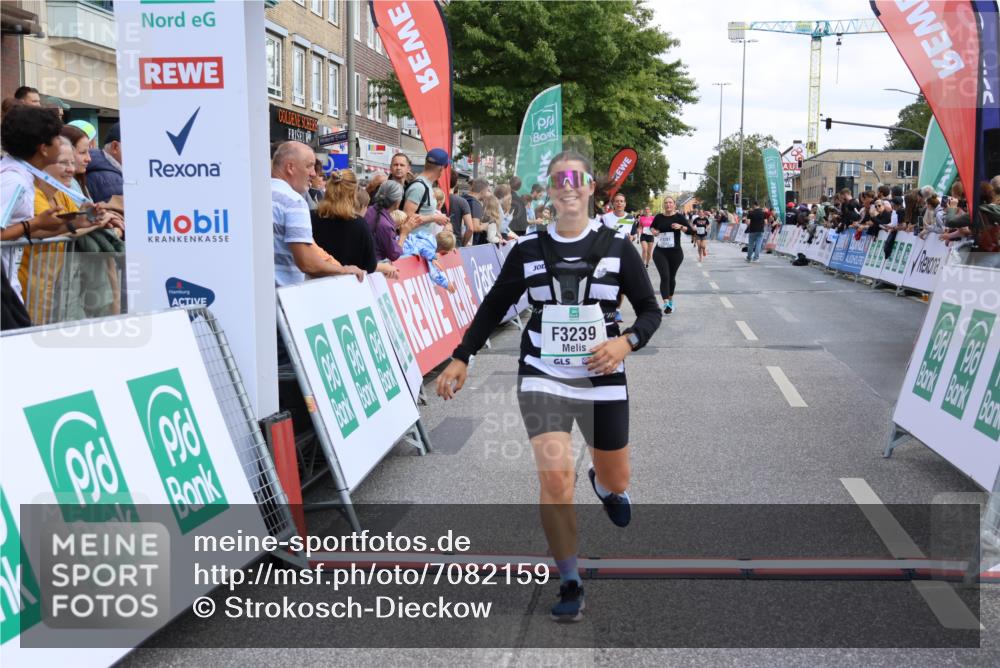 15.09.2024 - PSD Bank Halbmarathon Strokosch-Dieckow http://msf.ph/oto/7082159 15.09.2024 12:26:15 Ziel 3226, 3239, 3281, 3286 meine-sportfotos.de