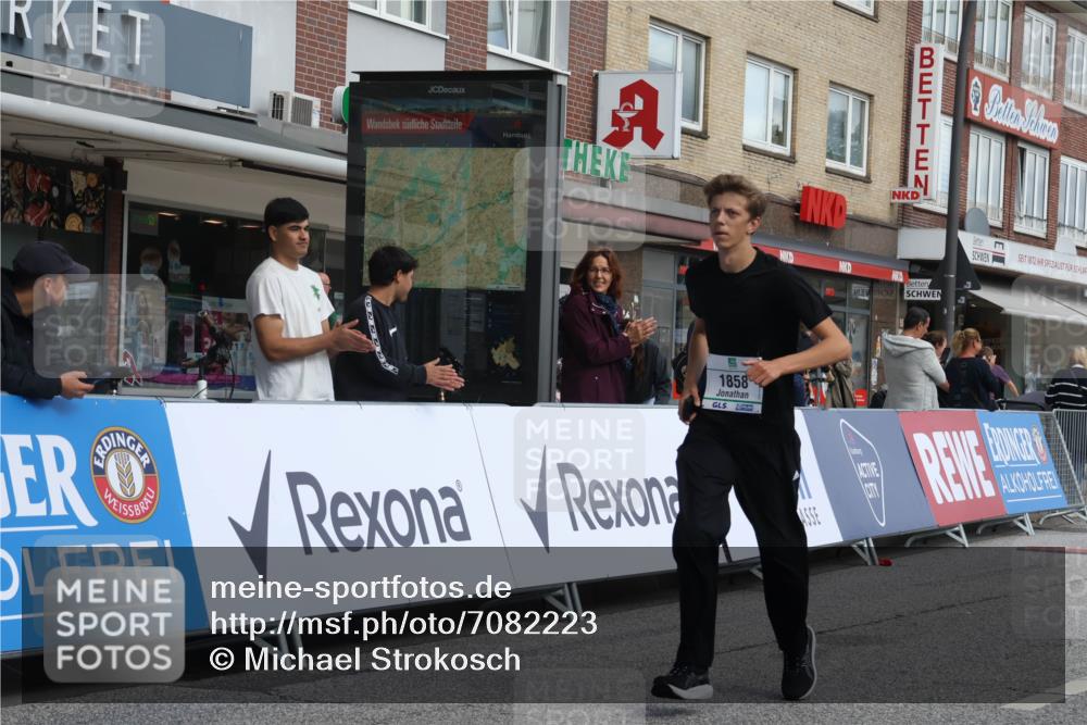 15.09.2024 - PSD Bank Halbmarathon Michael Strokosch http://msf.ph/oto/7082223 15.09.2024 12:27:56 Ziel 1858, 2322, 2420, 3073, 3284 meine-sportfotos.de