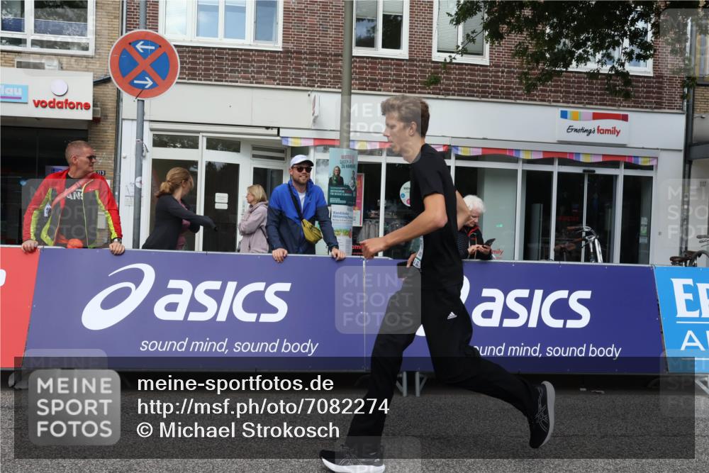 15.09.2024 - PSD Bank Halbmarathon Michael Strokosch http://msf.ph/oto/7082274 15.09.2024 12:27:58 Ziel 1858, 2322, 2420, 3073, 3284 meine-sportfotos.de