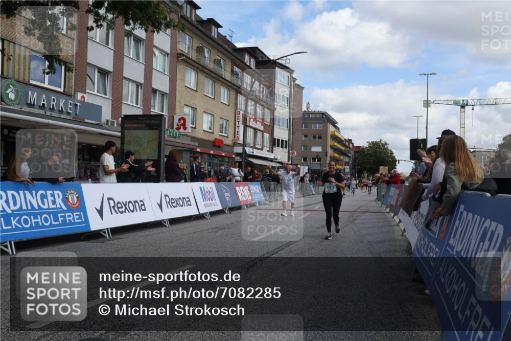 15.09.2024 - PSD Bank Halbmarathon Michael Strokosch http://msf.ph/oto/7082285 15.09.2024 12:28:00 Ziel 1858, 2322, 2420, 3073, 3327 meine-sportfotos.de