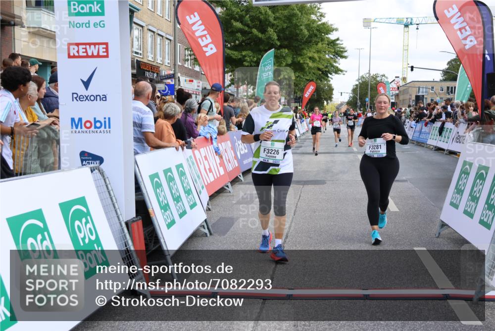 15.09.2024 - PSD Bank Halbmarathon Strokosch-Dieckow http://msf.ph/oto/7082293 15.09.2024 12:26:20 Ziel 3226, 3239, 3281, 3286, 3413 meine-sportfotos.de