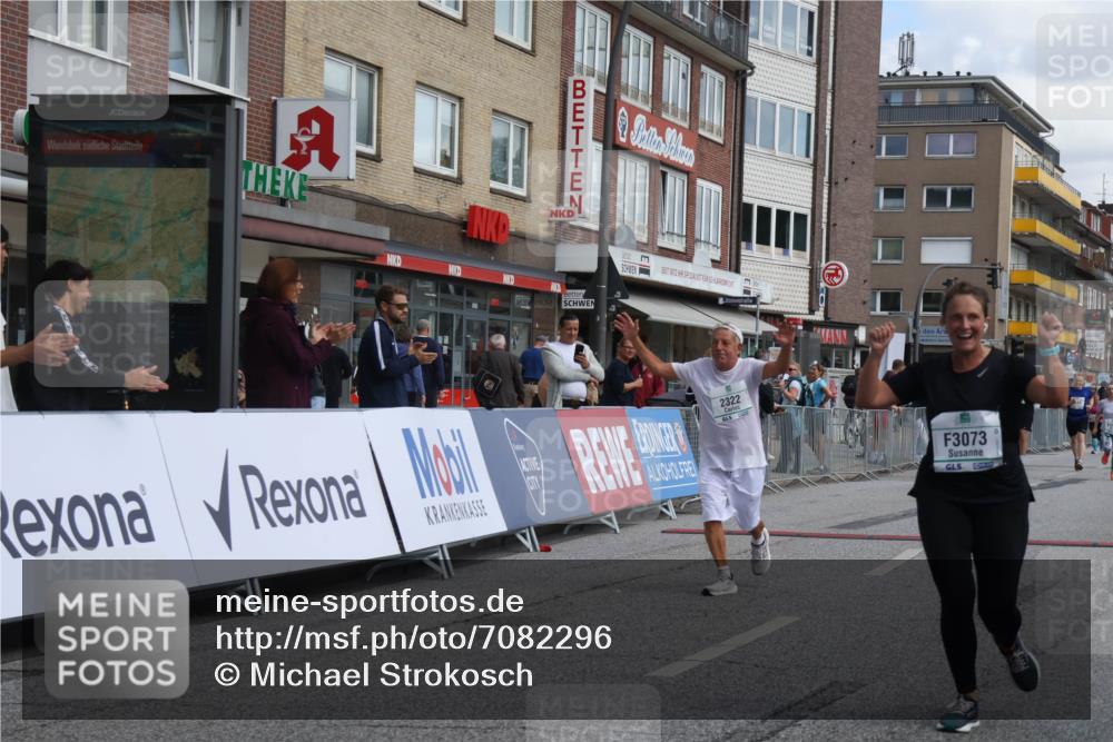 15.09.2024 - PSD Bank Halbmarathon Michael Strokosch http://msf.ph/oto/7082296 15.09.2024 12:28:01 Ziel 1858, 2322, 2420, 3073, 3327 meine-sportfotos.de