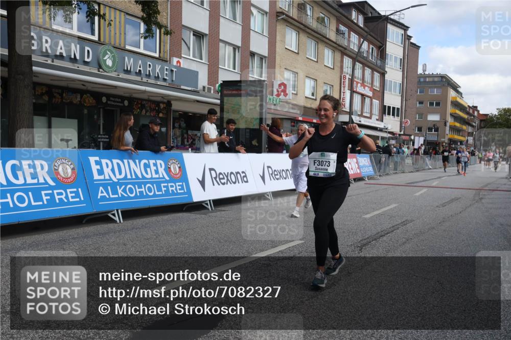 15.09.2024 - PSD Bank Halbmarathon Michael Strokosch http://msf.ph/oto/7082327 15.09.2024 12:28:02 Ziel 1858, 2322, 2420, 3073, 3327 meine-sportfotos.de