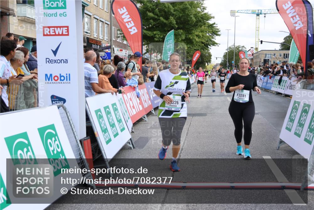 15.09.2024 - PSD Bank Halbmarathon Strokosch-Dieckow http://msf.ph/oto/7082377 15.09.2024 12:26:20 Ziel 3226, 3239, 3281, 3286, 3413 meine-sportfotos.de