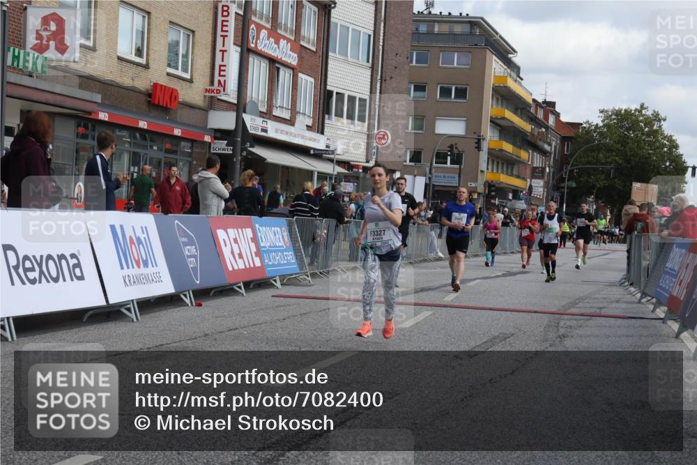 15.09.2024 - PSD Bank Halbmarathon Michael Strokosch http://msf.ph/oto/7082400 15.09.2024 12:28:08 Ziel 2322, 2392, 2439, 2441, 3017, 3073, 3121, 3327 meine-sportfotos.de