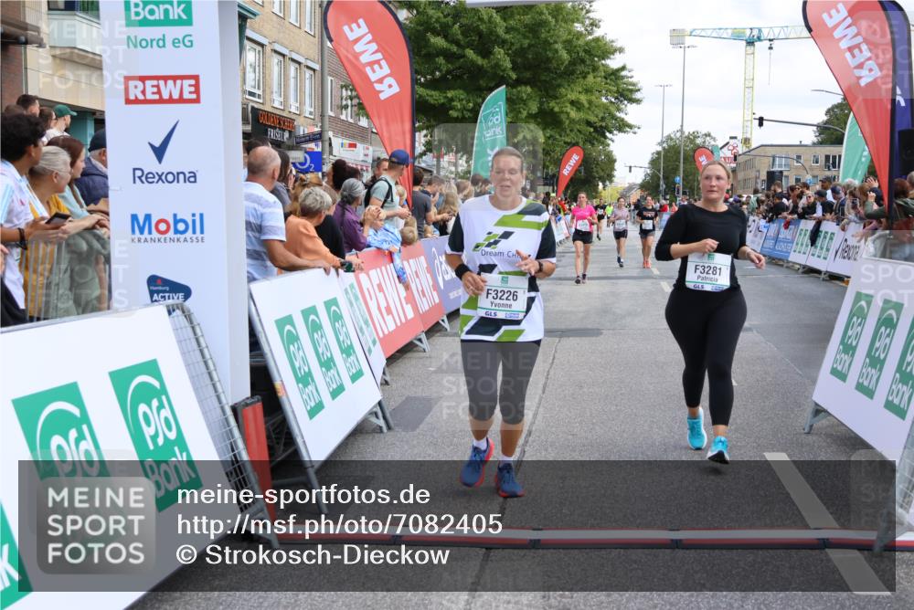 15.09.2024 - PSD Bank Halbmarathon Strokosch-Dieckow http://msf.ph/oto/7082405 15.09.2024 12:26:20 Ziel 3226, 3239, 3281, 3286, 3413 meine-sportfotos.de