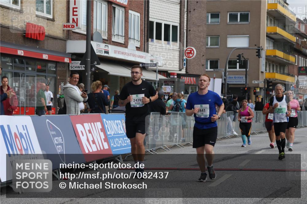 15.09.2024 - PSD Bank Halbmarathon Michael Strokosch http://msf.ph/oto/7082437 15.09.2024 12:28:10 Ziel 2322, 2392, 2439, 2441, 3017, 3073, 3121, 3274, 3327 meine-sportfotos.de