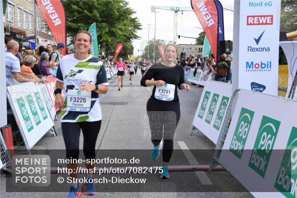 15.09.2024 - PSD Bank Halbmarathon Strokosch-Dieckow http://msf.ph/oto/7082475 15.09.2024 12:26:21 Ziel 3156, 3157, 3226, 3239, 3281, 3286, 3413 meine-sportfotos.de
