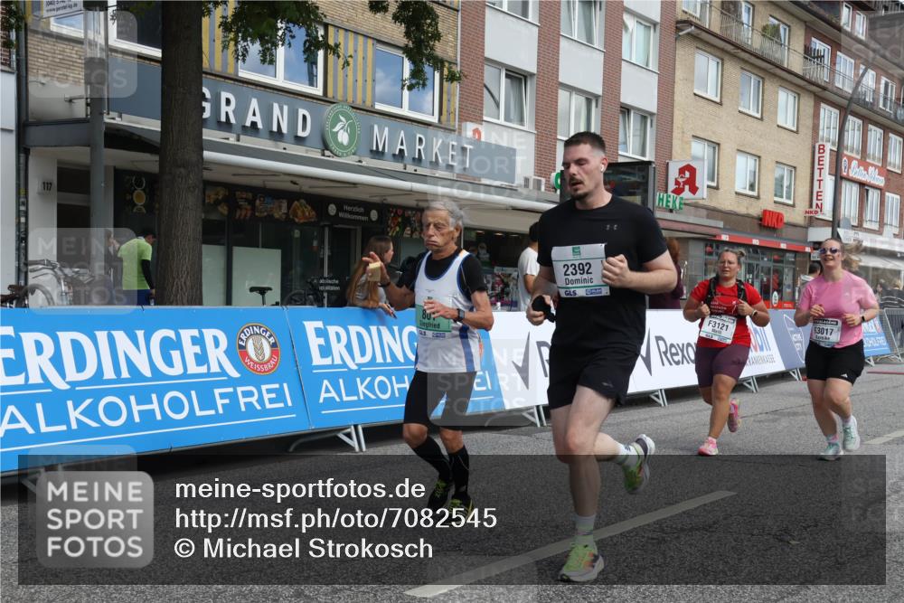 15.09.2024 - PSD Bank Halbmarathon Michael Strokosch http://msf.ph/oto/7082545 15.09.2024 12:28:18 Ziel 2392, 2439, 2441, 3017, 3121, 3225, 3274, 3327 meine-sportfotos.de
