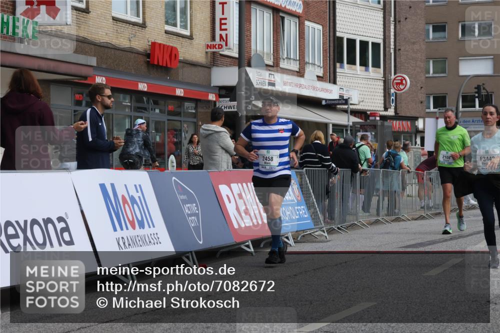 15.09.2024 - PSD Bank Halbmarathon Michael Strokosch http://msf.ph/oto/7082672 15.09.2024 12:28:35 Ziel 2076, 2108, 2458, 2715, 3442 meine-sportfotos.de