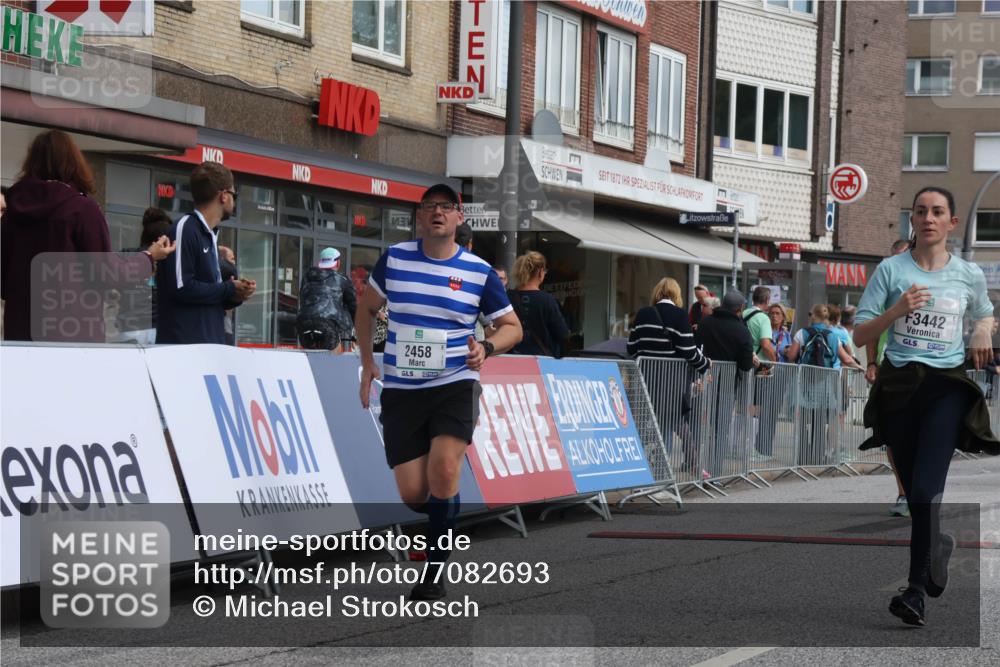 15.09.2024 - PSD Bank Halbmarathon Michael Strokosch http://msf.ph/oto/7082693 15.09.2024 12:28:35 Ziel 2076, 2108, 2458, 2715, 3442 meine-sportfotos.de