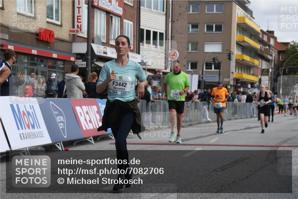 15.09.2024 - PSD Bank Halbmarathon Michael Strokosch http://msf.ph/oto/7082706 15.09.2024 12:28:37 Ziel 2076, 2108, 2458, 2715, 3442 meine-sportfotos.de