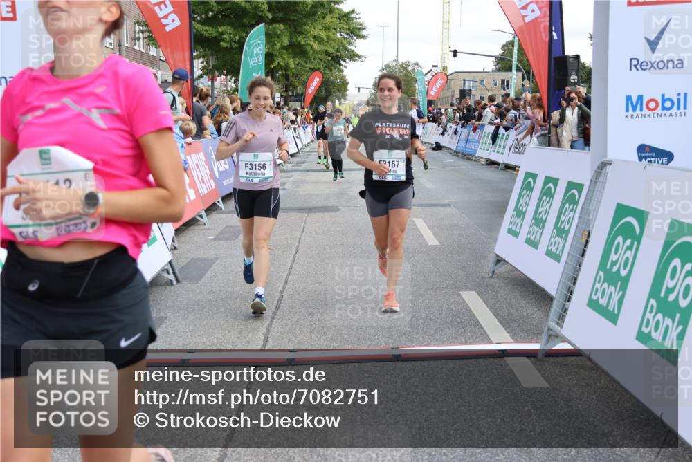 15.09.2024 - PSD Bank Halbmarathon Strokosch-Dieckow http://msf.ph/oto/7082751 15.09.2024 12:26:28 Ziel 3086, 3156, 3157, 3226, 3281, 3342, 3413 meine-sportfotos.de