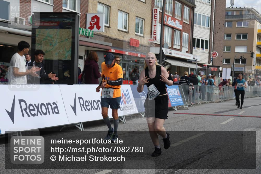 15.09.2024 - PSD Bank Halbmarathon Michael Strokosch http://msf.ph/oto/7082780 15.09.2024 12:28:44 Ziel 2076, 2108, 2458, 2715, 3057, 3255, 3442 meine-sportfotos.de
