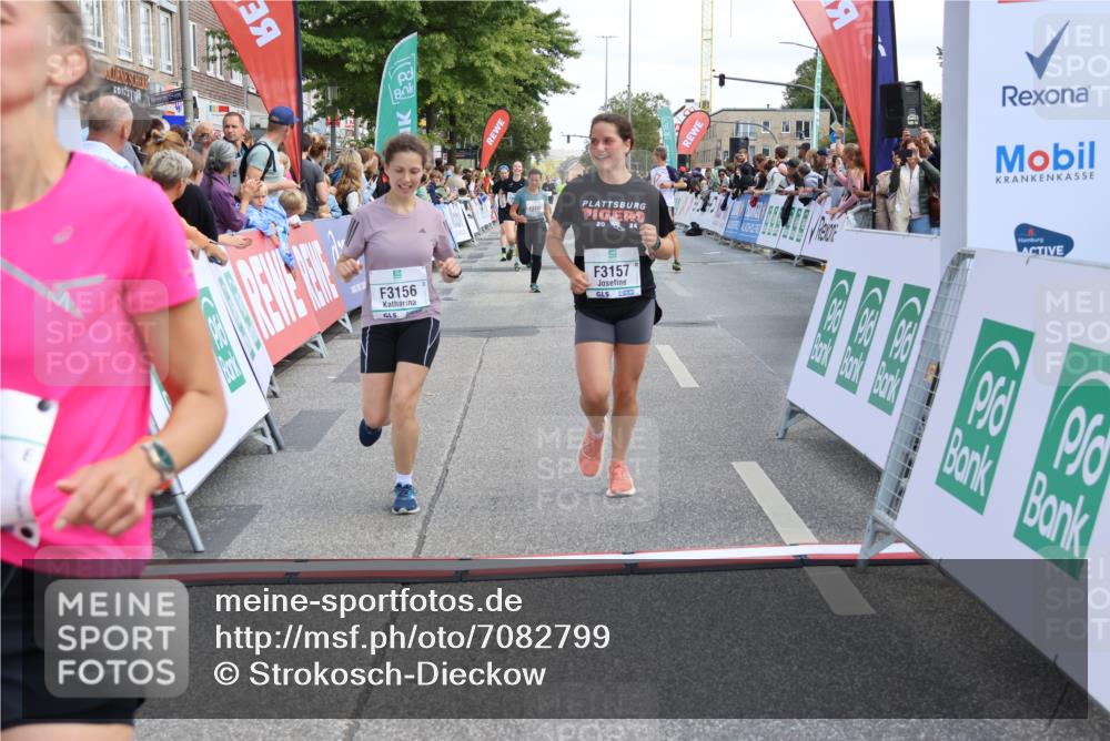 15.09.2024 - PSD Bank Halbmarathon Strokosch-Dieckow http://msf.ph/oto/7082799 15.09.2024 12:26:28 Ziel 3086, 3156, 3157, 3226, 3281, 3342, 3413 meine-sportfotos.de