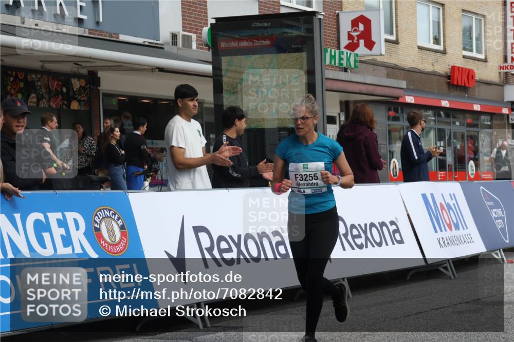 15.09.2024 - PSD Bank Halbmarathon Michael Strokosch http://msf.ph/oto/7082842 15.09.2024 12:28:51 Ziel 2075, 2076, 2157, 2288, 2715, 3057, 3247, 3255, 3266, 3325, 3401 meine-sportfotos.de