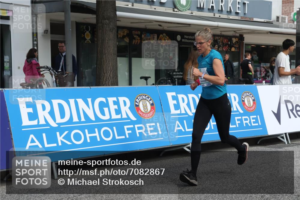 15.09.2024 - PSD Bank Halbmarathon Michael Strokosch http://msf.ph/oto/7082867 15.09.2024 12:28:52 Ziel 2075, 2076, 2157, 2288, 2715, 3057, 3247, 3255, 3266, 3287, 3325, 3401 meine-sportfotos.de