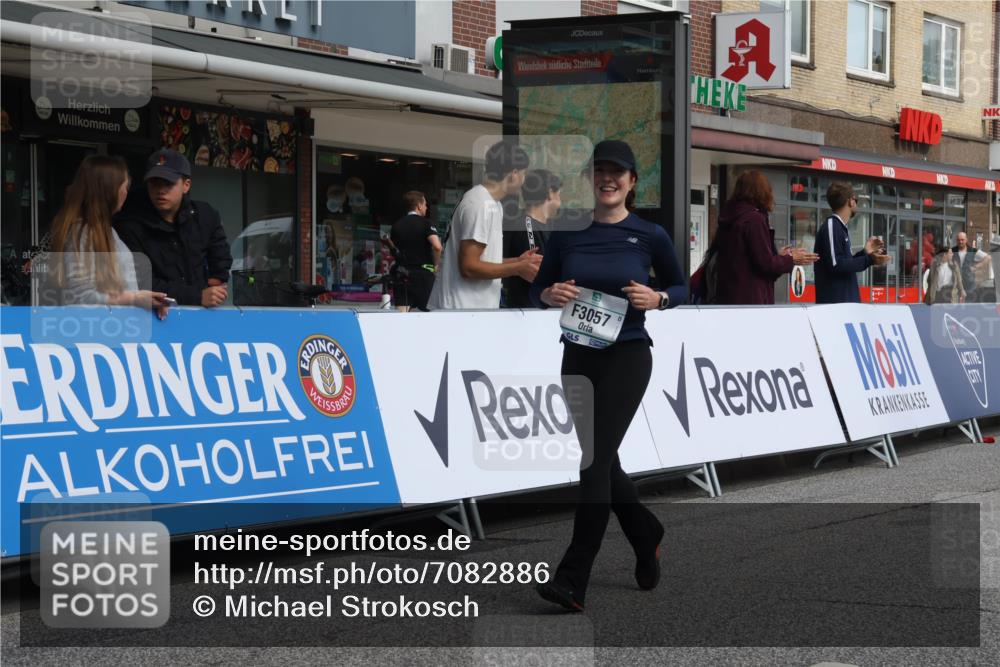 15.09.2024 - PSD Bank Halbmarathon Michael Strokosch http://msf.ph/oto/7082886 15.09.2024 12:28:53 Ziel 2075, 2076, 2089, 2157, 2288, 2362, 2715, 3057, 3247, 3255, 3266, 3287, 3325, 3401, 3491 meine-sportfotos.de