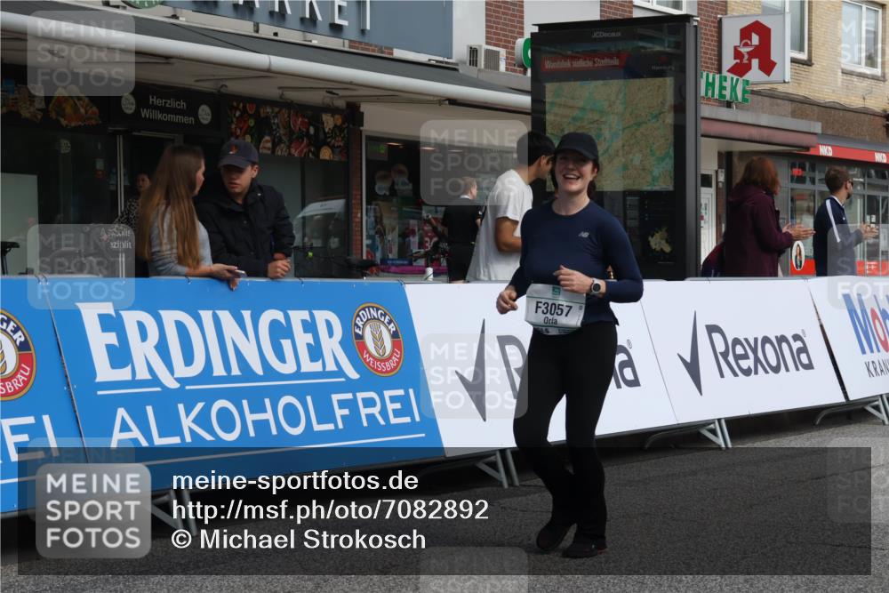 15.09.2024 - PSD Bank Halbmarathon Michael Strokosch http://msf.ph/oto/7082892 15.09.2024 12:28:53 Ziel 2075, 2076, 2089, 2157, 2288, 2362, 2715, 3057, 3247, 3255, 3266, 3287, 3325, 3401, 3491 meine-sportfotos.de