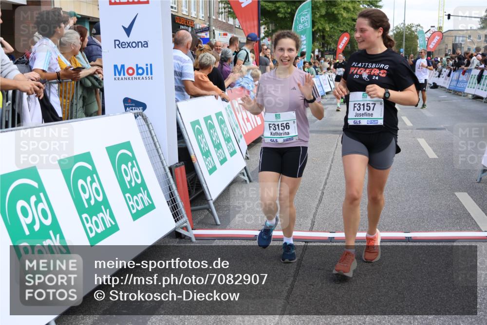15.09.2024 - PSD Bank Halbmarathon Strokosch-Dieckow http://msf.ph/oto/7082907 15.09.2024 12:26:29 Ziel 2183, 2186, 3086, 3156, 3157, 3226, 3281, 3342, 3413 meine-sportfotos.de