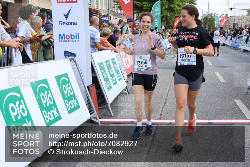 15.09.2024 - PSD Bank Halbmarathon Strokosch-Dieckow http://msf.ph/oto/7082927 15.09.2024 12:26:29 Ziel 2183, 2186, 3086, 3156, 3157, 3226, 3281, 3342, 3413 meine-sportfotos.de