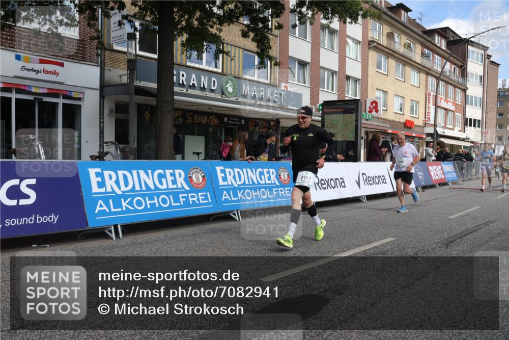 15.09.2024 - PSD Bank Halbmarathon Michael Strokosch http://msf.ph/oto/7082941 15.09.2024 12:28:56 Ziel 2073, 2075, 2089, 2157, 2288, 2362, 2451, 3057, 3247, 3255, 3266, 3287, 3325, 3401, 3491 meine-sportfotos.de