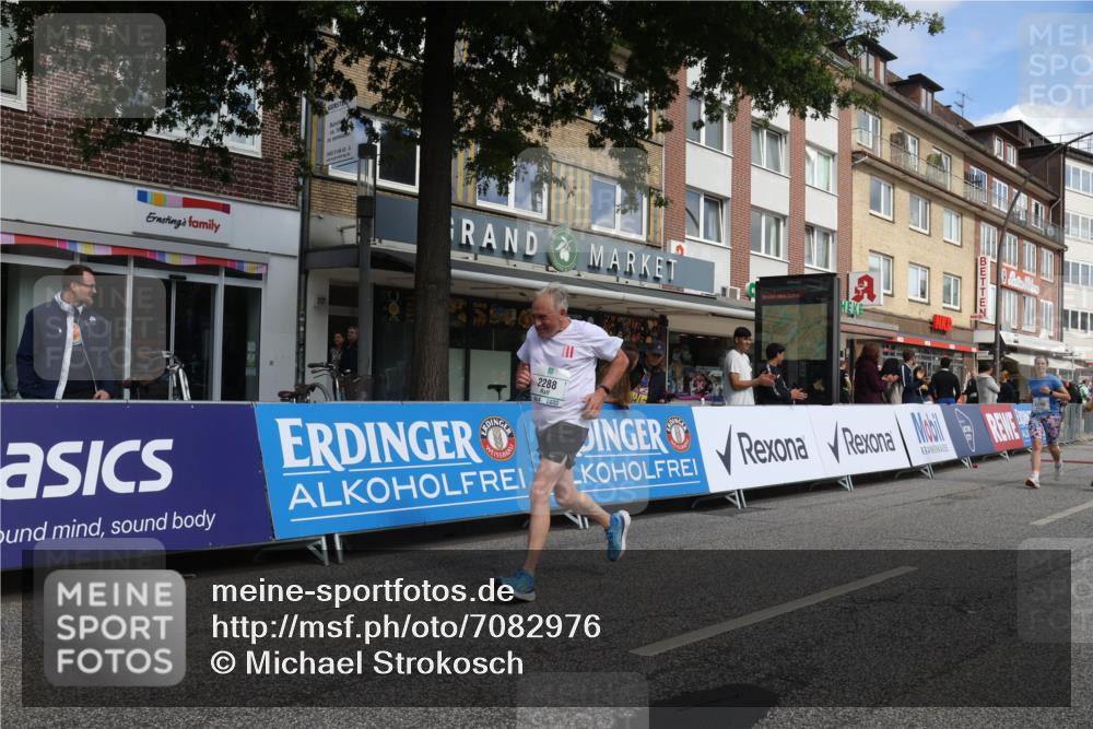 15.09.2024 - PSD Bank Halbmarathon Michael Strokosch http://msf.ph/oto/7082976 15.09.2024 12:28:57 Ziel 2073, 2075, 2089, 2157, 2288, 2362, 2451, 3057, 3247, 3255, 3266, 3287, 3325, 3401, 3491 meine-sportfotos.de