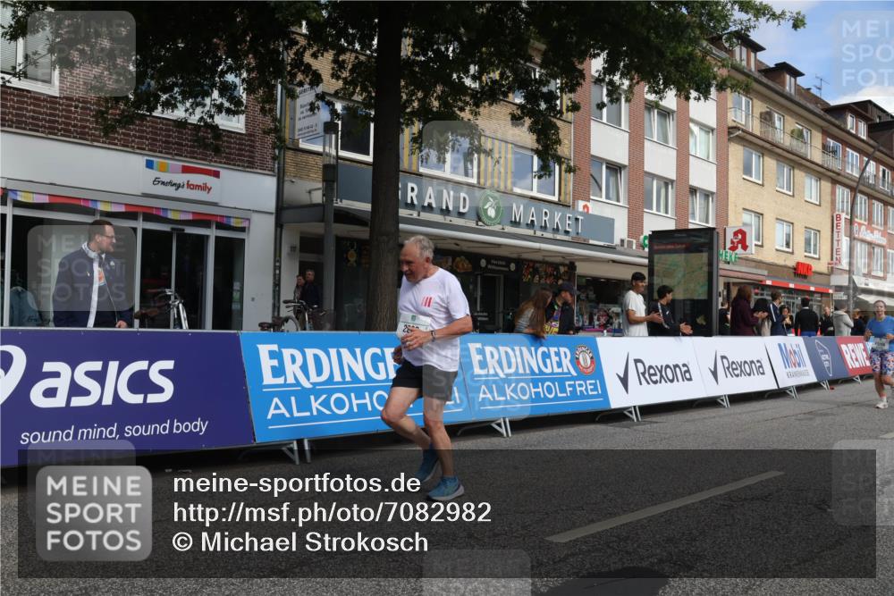 15.09.2024 - PSD Bank Halbmarathon Michael Strokosch http://msf.ph/oto/7082982 15.09.2024 12:28:57 Ziel 2073, 2075, 2089, 2157, 2288, 2362, 2451, 3057, 3247, 3255, 3266, 3287, 3325, 3401, 3491 meine-sportfotos.de