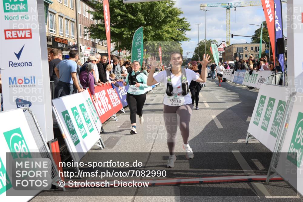 15.09.2024 - PSD Bank Halbmarathon Strokosch-Dieckow http://msf.ph/oto/7082990 15.09.2024 12:35:45 Ziel 2207, 2324, 3071, 3178, 3300, 3329, 3335, 3468 meine-sportfotos.de