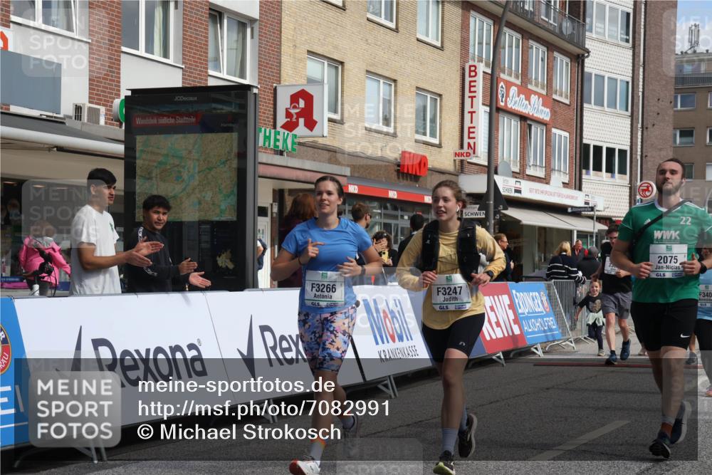15.09.2024 - PSD Bank Halbmarathon Michael Strokosch http://msf.ph/oto/7082991 15.09.2024 12:28:59 Ziel 2073, 2075, 2089, 2157, 2288, 2362, 2451, 3057, 3247, 3255, 3266, 3287, 3325, 3401, 3491 meine-sportfotos.de